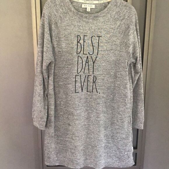 Rae Dunn Gray long sleeve tunic top sweatshirt best day ever size S - Picture 1 of 4